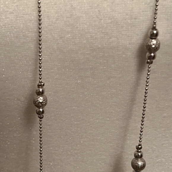 Strand Necklace-New - Picture 2 of 2